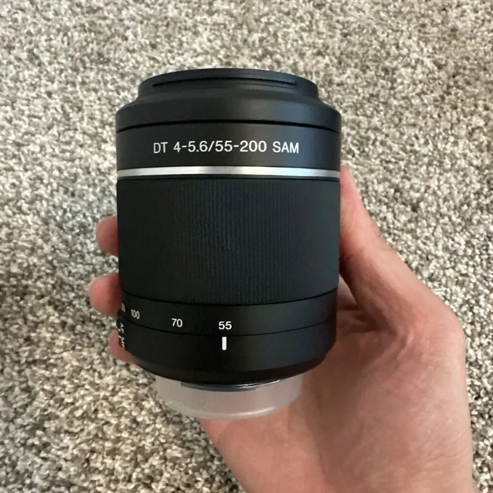Sony SAL55200-2 DT 55-200mm f/4.0-5.6 Lens A-Mount